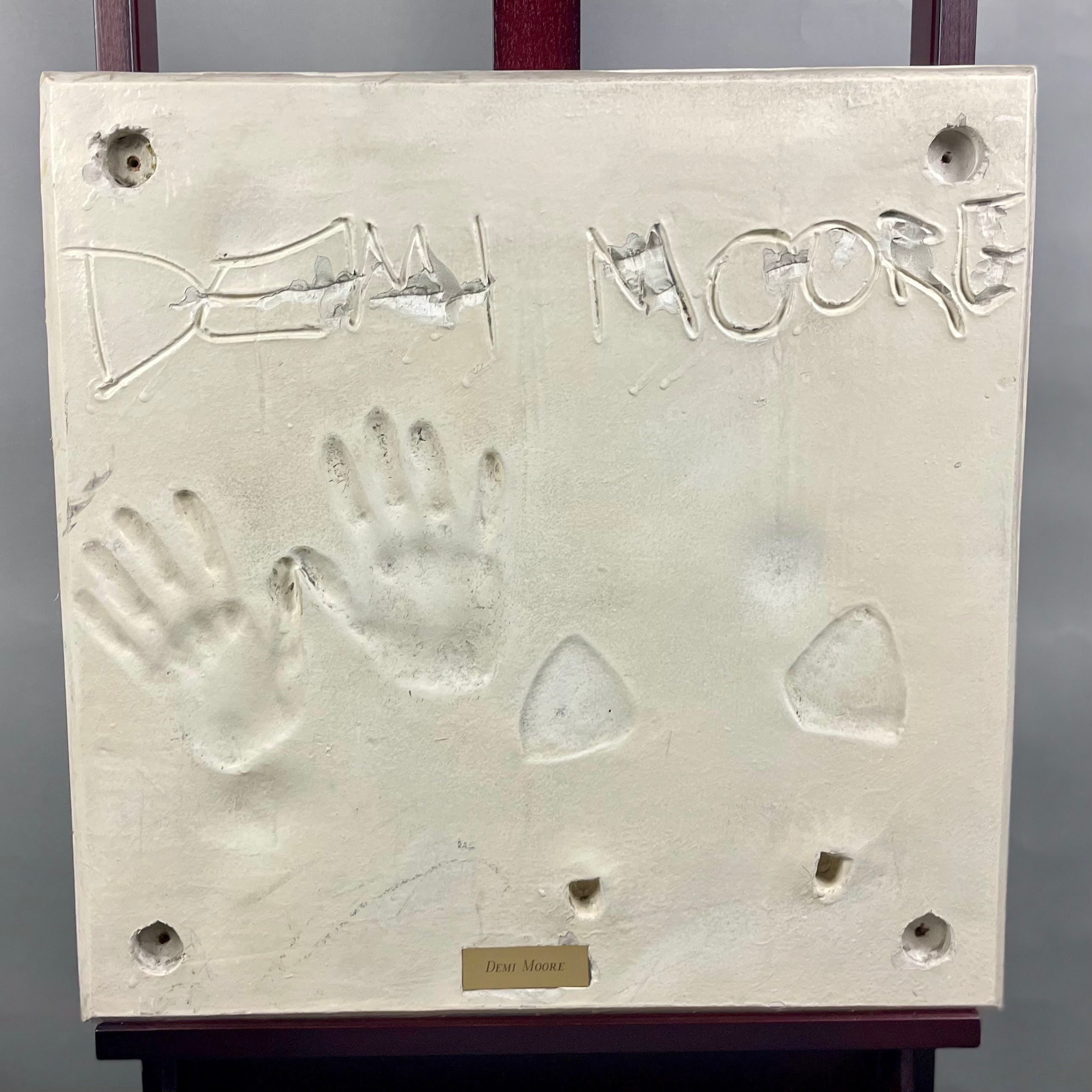 PLANET HOLLYWOOD SEATTLE Demi Moore Celebrity Hand Cast